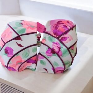 NWT Betsey Johnson White and Pink Floral bikini top